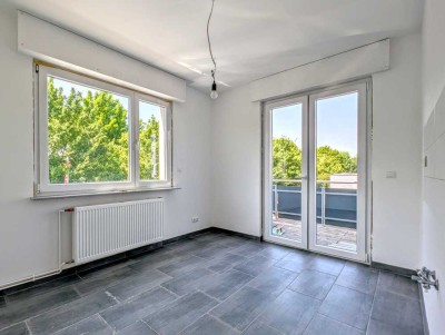 ERSTBEZUG nach Sanierung - BALKON - ZENTRALE Lage