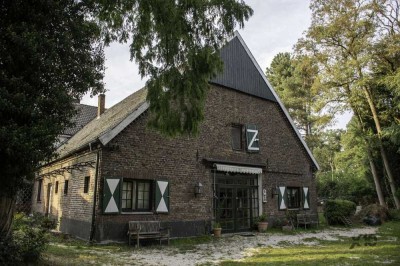 Wunderschöne Doppelhaushälfte im Landhausstil mit großem Grundstück in Wesel zu verkaufen!