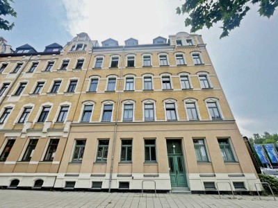 Praktisch geschnittene 2-Zimmer-Wohnung  mit Stellplatz im beliebten Bernsdorf
