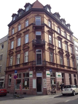 Helle Top Wohnung in Q3 4 ZKB /WC/Balkon/Terrasse