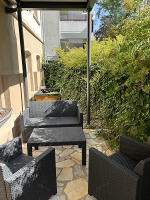 zentrale Lage - 2 Zimmer Wohnung mit Terrasse