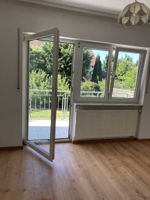 Neu renovierte 4-Zimmer-Wohnung mit Balkon in Bruchsal-Heidelsheim