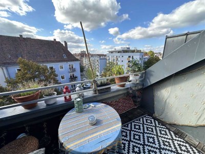 Lichtdurchflutete 3-Zi-ETW (DG) in idealer Stadtlage mit Dachloggia