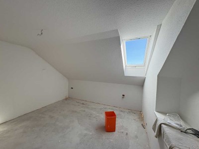 Helle 4-Zimmer-Wohnung mit 101 m² – Erstbezug nach Sanierung in ruhiger Sackgasse