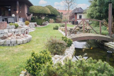 Preisflash !!!! Platz für Familien: Bungalow mit Garten und Dachausbaureserve in beliebter Lage