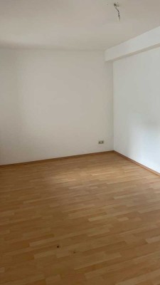 geräumige Maisonette Wohnung sucht neue Mieter / ab sofort / Sangerhausen