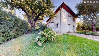 I SCHÖNE FAMILIENVILLA I TOPLAGE
