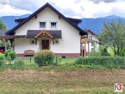 K3 - Romantisches Zweifamilienhaus mit Seeblick und Bergidylle