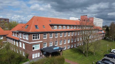NIEBÜLL, 4 ZIMMER DACHGESCHOSSWOHNUNG MIT SCHÖNEM WEITBLICK  +  FAHRSTUHL