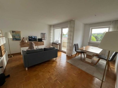 Von privat: 2-Zimmer-Wohnung mit Balkon in Dornholzhausen