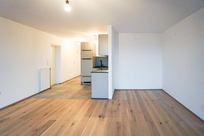 Stilvoll Wohnen am Gaumberg – Sanierte 1-Zimmer-Wohnung mit großer Loggia &amp; Design-Küche