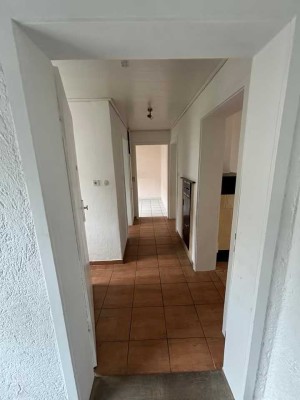Geschmackvolle 3-Raum-EG-Wohnung mit Balkon in Fellbach