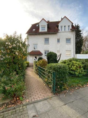 Modernisierte 4-Zimmer-Wohnung mit Loggia in Dortmund Sölde - KEINE MAKLERKOSTEN!!!