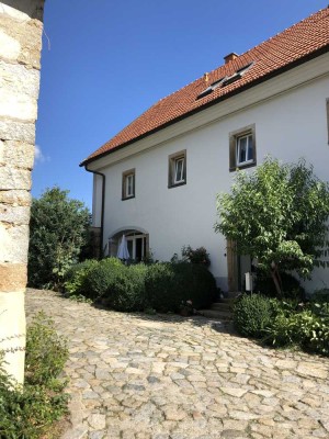 2-Zimmer-Erdgeschosswohnung mit Terrasse und Einbauküche in Demitz-Thumitz