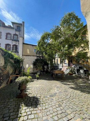 Gemütliches Apartment mit EBK und  grünem Innenhof