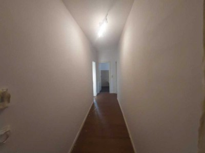 Frisch sanierte 3-Zimmer-Wohnung mit Balkon & Blick ins Grüne – Bezugsfrei ab sofort