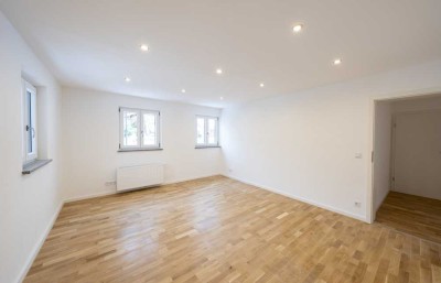 Lichtdurchflutete 3,5-Zimmer-Wohnung mit eigenem Zugang in Königsdorf