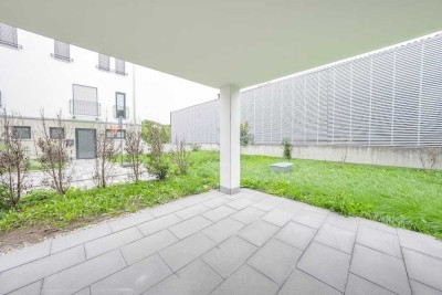 Großzügige Erdgeschosswohnung mit sonniger Terrasse, moderner Küche und elegantem Wohnambiente
