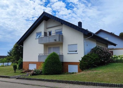 Erstbezug nach Sanierung 4-Zimmer-Dachgeschosswohnung mit Balkon in Bad Rappenau-Grombach