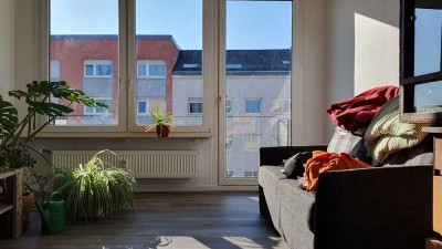 Helle 4-Zimmer-Wohnung in zentraler Lage mit 2 Balkonen