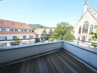 Schöne, helle und moderne 4,5 Zi. Wohnung frisch renoviert im Ortskern