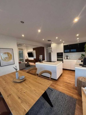 Schönste Penthouse Wohnung mit 2 Terrassen - Whirlpool - Luxus Einrichtung - TG - barrierefrei!
