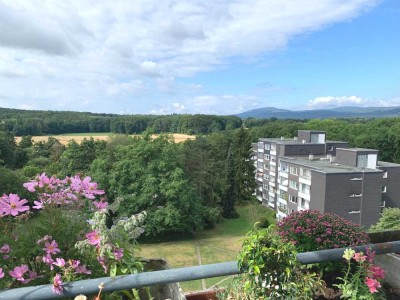 NEUBAUSTANDARD: Wohnung mit Loggia + Fernblick in Friedrichsdorf