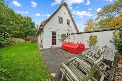 Nordischer Luxus unter Reet | Komfortables Endhaus mit unverwechselbarem Charme | Vermietungslizenz