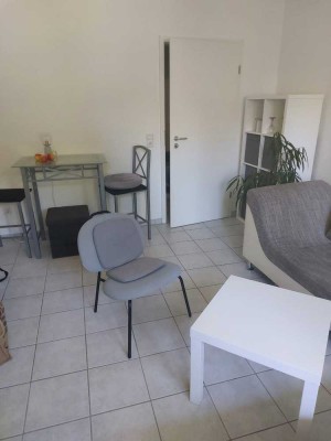 Helle 2-Raum-Wohnung in Grafenberg ab 01.11.25 oder früher