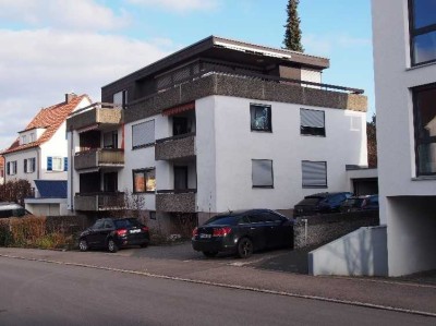 Penthouse 2,5 Zimmer, große Terassen 65 qm, Gebiet Achalm geeignet für 1 bis 2 Personen