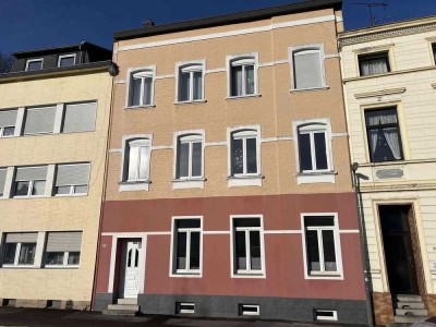 Charmante 2-Etagen-Wohnung in Stolberg – Vielseitiges Potenzial für Kapitalanleger