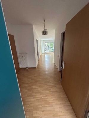 Geschmackvolle 1,5-Raum-Wohnung mit Balkon und EBK in Neuwied