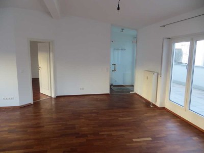Penthouseähnliche Wohnung mit Schlossblick und großen Dachterrassen in zentraler Top-Lage Heidelberg