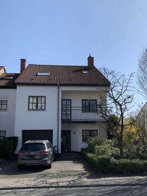 Reihenendhaus in attraktiver Lage UNI Wohngebiet KL mit viel Platz