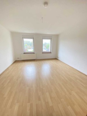 Einziehen und Wohlfühlen 2-Raumwohnung mit Einbauküche