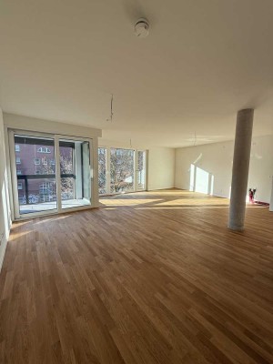 Erstbezug: Helle Neubauwohnung mit Balkon, Fahrstuhl & Tiefgarage
