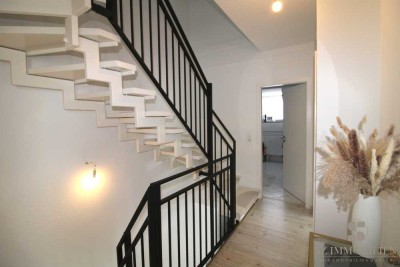 Moderne Maisonettewohnung auf drei Etagen mit eigenem Eingang – ca. 90 m², 4 Zimmer, Garage u.v.m.