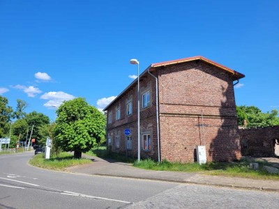 Mehrfamilienhaus Altbau Ferdinandshof 300 qm Nutzfläche 1000qm Grundstück - schönes Sanierungsobjekt