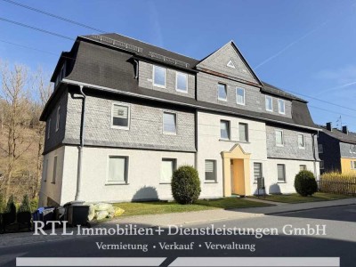 Großzügige Wohnung mit Gartennutzung