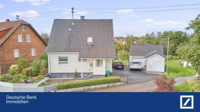 Charmantes und gepflegtes Einfamilienhaus mit weitläufigem Garten