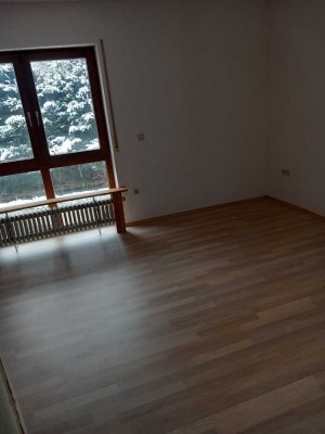 Ansprechende 2-Zimmer-Terrassenwohnung mit EBK in Bad Wildbad