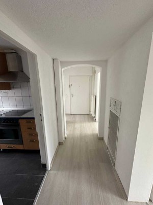 Exklusive, gepflegte 3-Zimmer-Wohnung mit Balkon und EBK in Ehingen