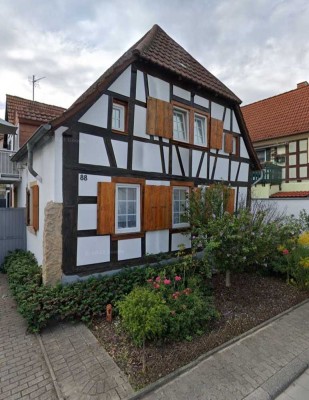 Haus mit Innenhof und kleinem Balkon (ohne Garten) in Lachen-Sp.