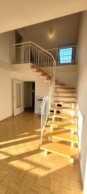 3 Zimmer Wohnung mit Loggia