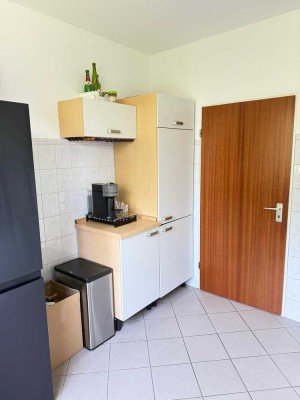 Stilvolle 3-Raum-Wohnung mit Balkon und EBK in Oberursel