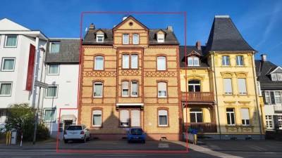 RESERVIERT! Interessantes Mehrfamilienhaus mitten in Limburg