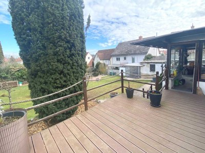 Ihr Familienparadies: 1-2 -Familienhaus in Ulm-Jungingen mit viel Platz und einem großzügigen Garten