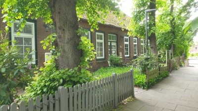 Schönes Zweiparteienhaus: Alte Dorfschule Klostersande von privat (1xbezugsfrei+1xvermietet)