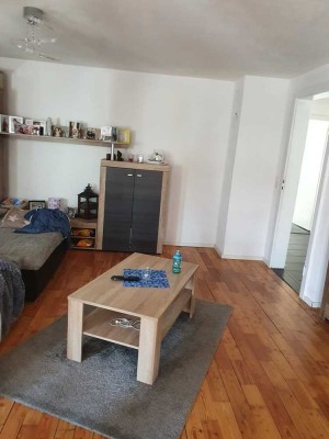 Charmante 5 Zimmer Wohnung im Herzen von Welzheim, Einbauküche und Terrasse