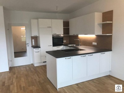 Neuwertige 3-Zi.-Wohnung in zentraler Lage in Eugendorf